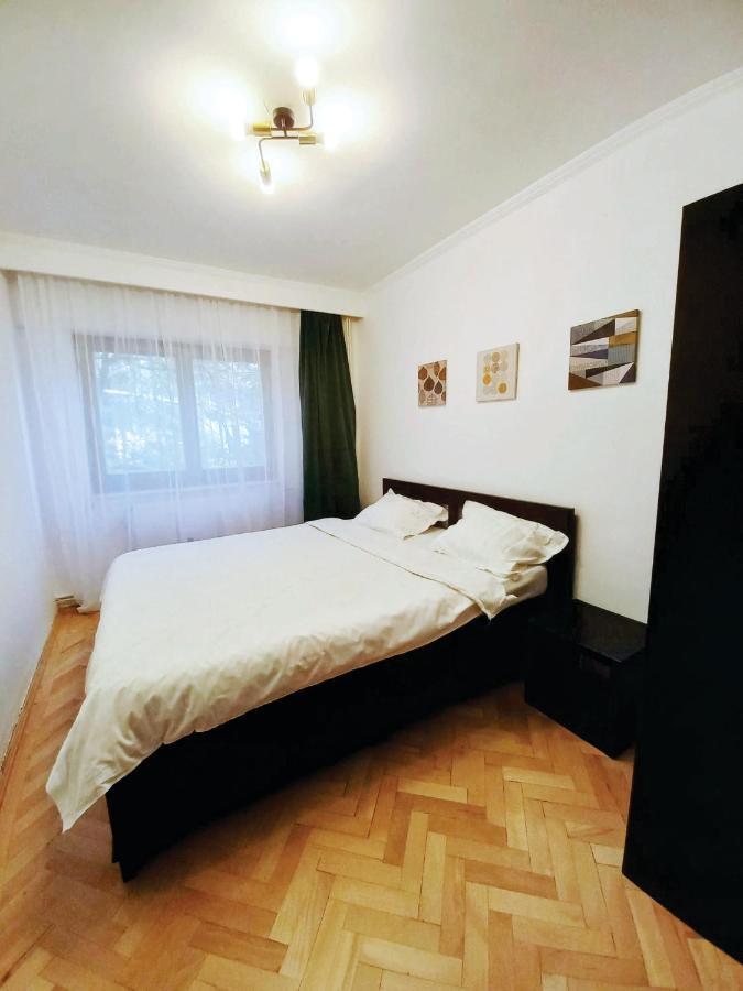 Râmnicu VâlceaVero Apartament Central Rm Valceaアパートメント エクステリア 写真